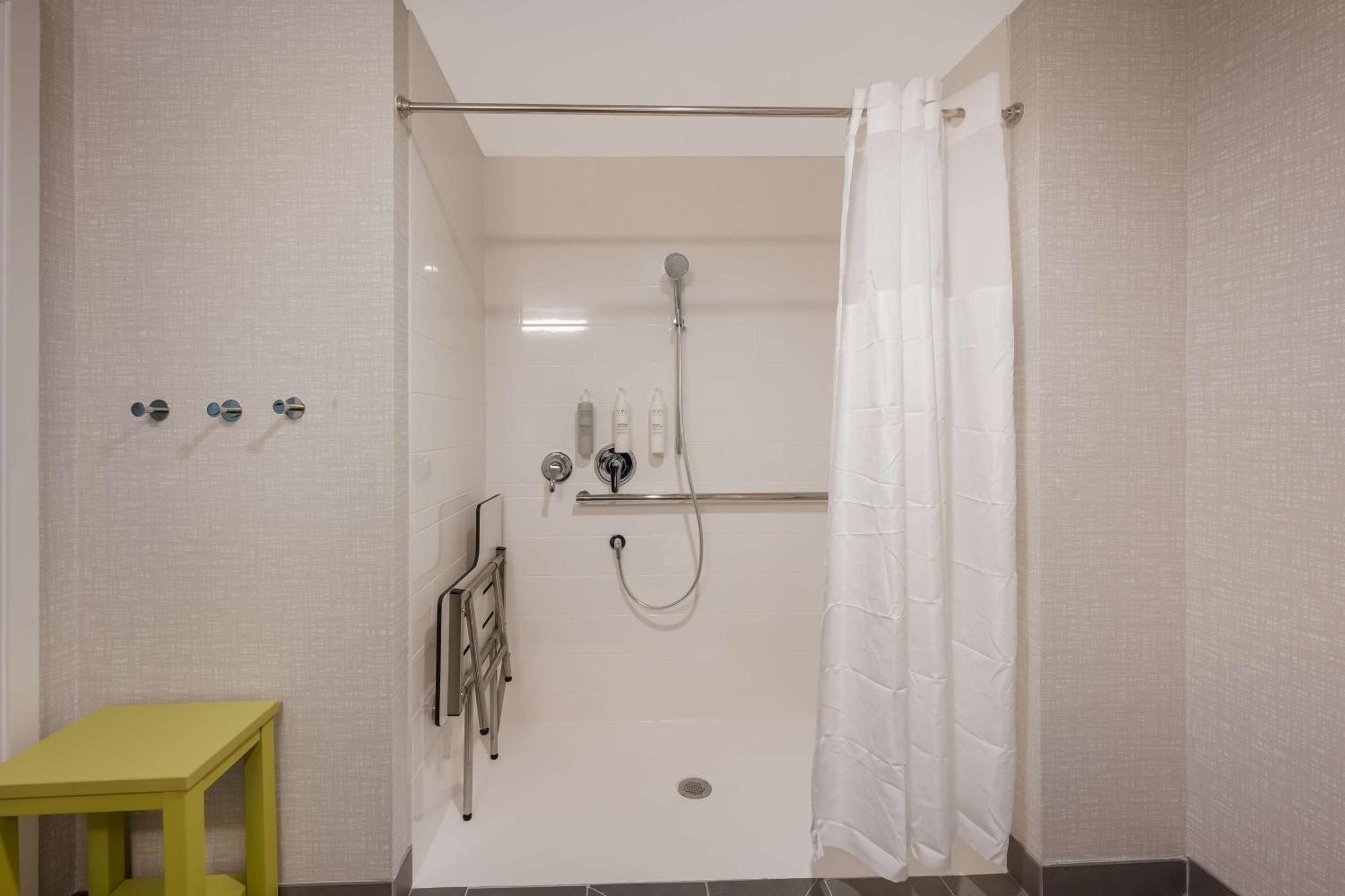 Hampton Inn By Hilton Detroit Southfield Extérieur photo